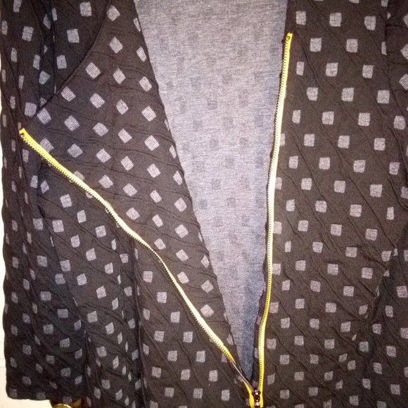 Studio Nouveau Size L zippered top EUC - Picture 4 of 6